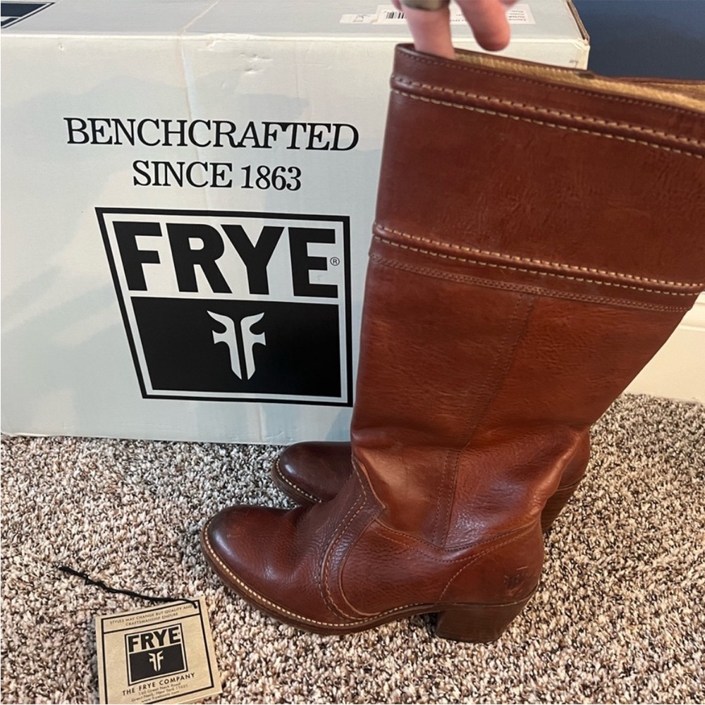 Frye Boots- Jane 14 stitch in color redwood